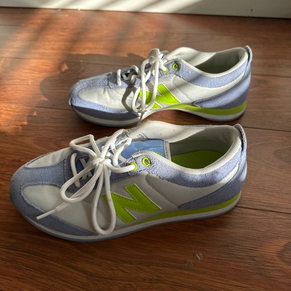 New Balance 550 WL550LB Retro Running Shoes Sneakers Grey/Neon/Blue Womens Sz 7 - Picture 2 of 10